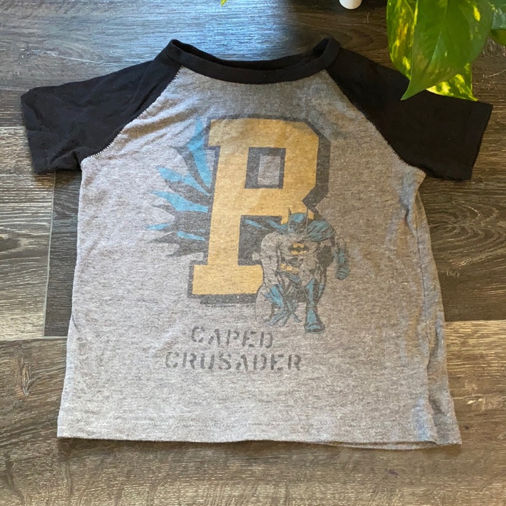 🚥3/$12🚥 Vintage look Toddler Batman T shirt